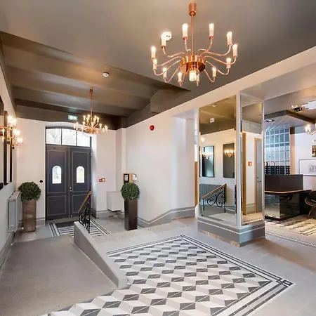 Lejlighed Stylish Near Old Town