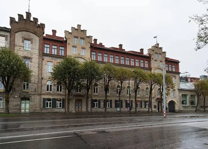 Apartment Stylish Near Old Town